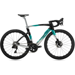 Pinarello Dogma F Disc - Dura Ace Di2 PM - Princeton Peak 4550 Wheels